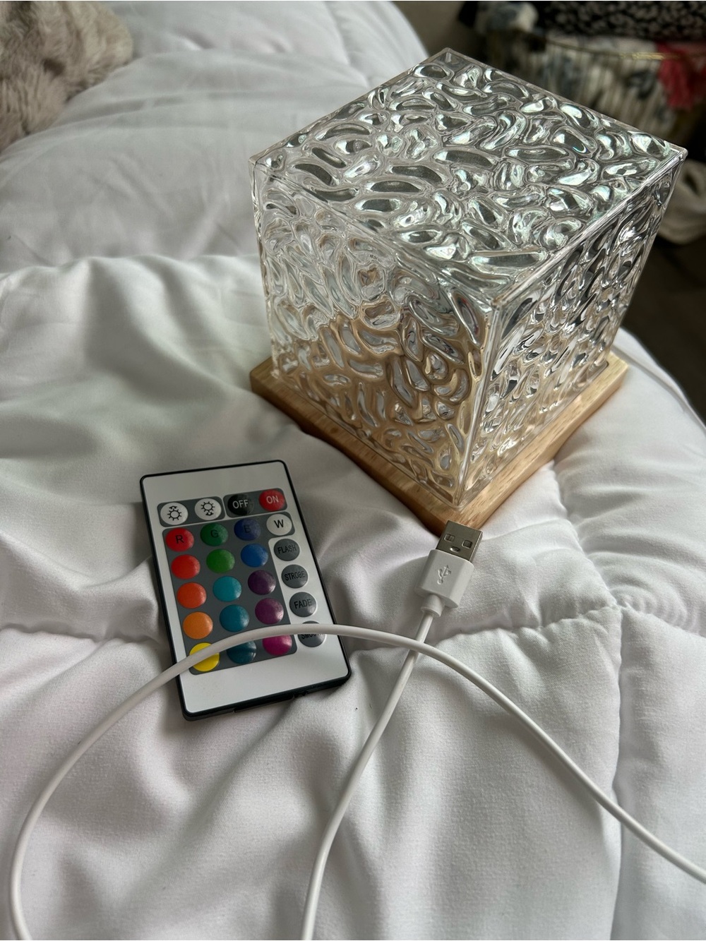 Ocean Ripple Cube Night Light - Picture 7 of 7